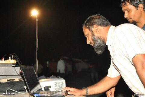 ފޮޓޯއިން؛ 23ޑިސެމްބާރ.ކޮމް އިފްތިތާހު ކުރުން