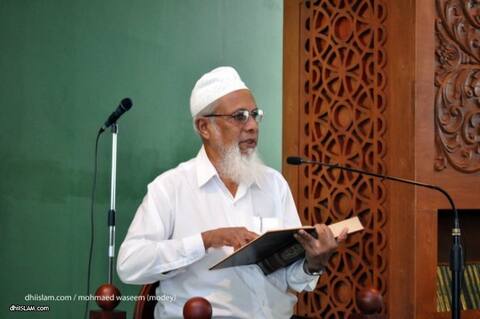 ބޮޑު މުޒާހަރާ އާ ދެކޮޅަށް ޝައިޚް ފަރީދު ދެއްކެވި ވާހަކަތަކަށް ޝައިޚް ބީއޭ ނަސީމް ރައްދު ދެއްވައިފި