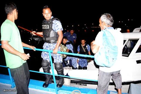 ލައިވް ބްލޮގް: ލާދީނީ ބެނާތައް ނެގުމަށް އެއާޕޯޓަށް ދާން އުޅުނު ބަޔަކު ދޫނިދޫއަށް!