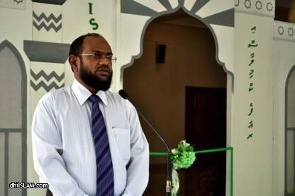 އައްޑޫ ސިޓީ ހިތަދޫގައި ބެހެއްޓި ބުދުތަކަކީ ރާއްޖެއަށް އެތެރެކުރެވިގެން ނުވާނެ ބުދުތަކެއް ކަމަށް ސަރުކާރަށް އަންގަވާފައިވާނެ: ޑރ. މަޖީދު