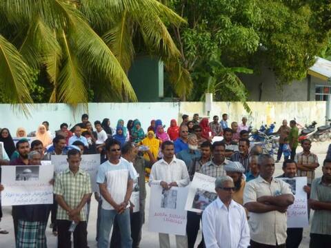 ސިޔާސީ ވާދަވެރިކަމާއި ޒާތީ ތައައްސުބުން އެއްކިބާވެ އިސްލާމްދީނަށްޓަކައި ބޮޑު މުޒާހަރާގައި ބައިވެރިވުމަށް ފުވައްމުލަކު ކޮމިޓީން އިލްތިމާސްކޮށްފި