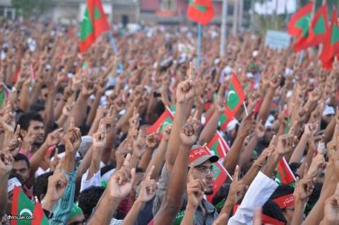 ބޮޑު މަހާސިންތާގައި ބައިވެރިވުމަށް އަތޮޅު ތެރެއިން ގިނަ ބަޔަކު ރަޖިސްޓްރީކުރަމުން އެބަދޭ: 23 ޑިސެމްބަރ އިއްތިހާދު