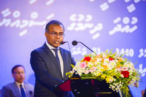 އިސްލާމީ ޝަރީޢަތާއި ޚިލާފު ނައްޞެއްވާނަމަ، އެއްވެސް އިސްތިސްނާއެއްނެތި އެ މުޢާހަދާއެއްގައި ބައިވެރިވުން ޤާނޫނު އަސާސީ ހުއްދައެއް ނުކުރޭ: ކުރީގެ އުއްތަމަ ފަނޑިޔާރު