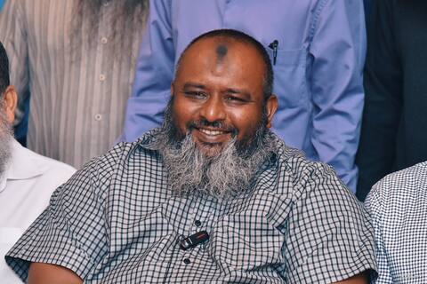 މަޖްލިސް ހުޅުވޭނަމަ މިސްކިތްތައް ހުޅުވެންވާނެ: ޑރ ޢިޔާޟް