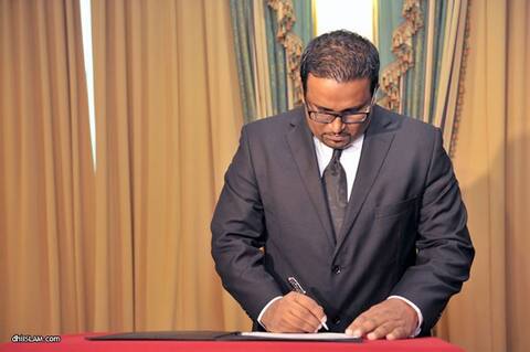 ށ ފަރުކޮޅުގައި އެޅުމަށް ނިންމާފައިވާ އެއާޕޯޓުގެ މަސައްކަތް ވަރަށް އަވަހަށް ފައްޓަވާނެ ކަމަށް ޓުއަރިޒަމް މިނިސްޓަރު ވިދާޅުވެއްޖެ