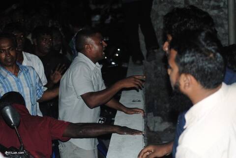 ދަރުސްތަކަށް ހުރަސް އެޅުމާއި މިސްކިތްތައް ހަރާބު ކުރުމަކީ އެމްޑީޕީއިން ހިންގާ ޖަރީމާއެއް: ޖުމްހޫރީ ޕާޓީ