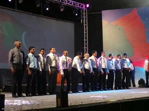 ސާޅީސް ނުވަ ދާއިރާ އަކުން މަޖިލީހަށް ވާދަކުރަން ނިންމައި ކުރިމަތިލުމުގެ ފުރުޞަތު ހުޅުވާލައިފި