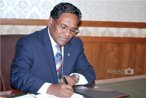 އާތަރ ބުރަދާސްއަކީ ނުރައްކާތެރި ބައެއްކަން އެނގިފައެއްނެތް: ރައީސް ވަހީދު