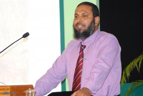 ދެމީހުން ރުހުމުގައި ކުރާ ކޮންމެ ކަމަކީ ހުއްދަކަމެއް ނަމަ، މުޖުތަމަޢު ފަސާދަވެދާނެ: ޝައިޚް ޢިމްރާން