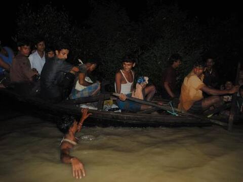 ރޮހިންގްޔާގެ މުސްލިމުންނަށް އެހީވުމަށް ބަރުމާގެ ސަރުކާރަށް އެމެރިކާގެ މުސްލިމުން ޖަމާޢަތަކުން ގޮވާލައިފި