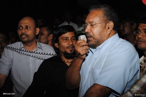ވީޑިއޯ: ސަންދާނު އަހަންމައިދީ މުޒާހަރާގައި ވާހަކަ ދެއްކުން
