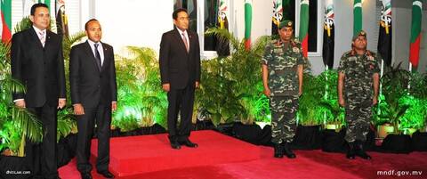 ސިފައިންގެ އެންމެ މަތީ ވެރިޔާ ޢަބްދުﷲ ޔާމީން ސިފައިންގެ މައި މަރުކަޒަށް ޒިޔާރަތް ކުރައްވައިފި