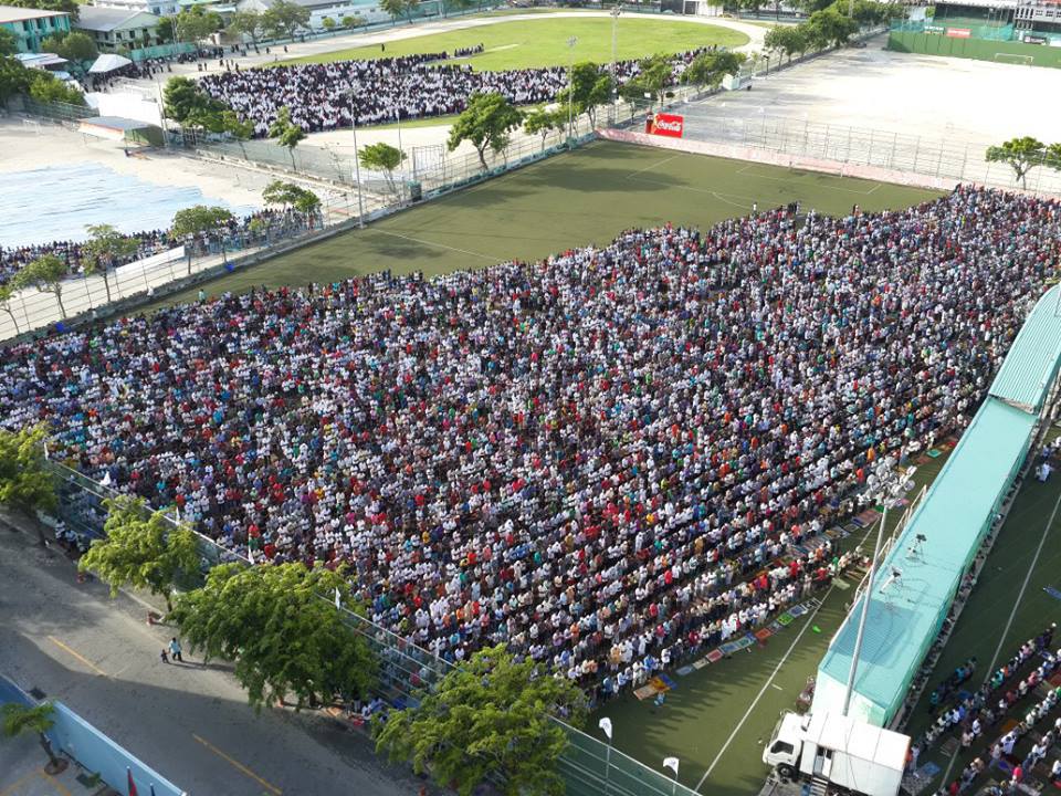 ޢީދު ނަމާދުގެ ބޮޑު ޖަމާއަތް މިފަހަރުވެސް އޮންނާނީ މައިދާނުގައި