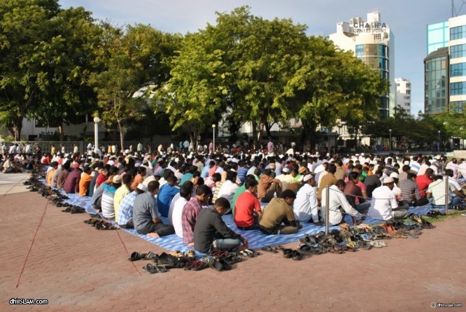 ގާތްގަޑަކަށް 40 ހާސް މީހުންނަށް ސްޓޭޑިއަމްގައި ނަމާދު ކުރެވޭނެ ޖާގަ އޮންނާނެ: އިސްލާމިކް މިނިސްޓްރީ