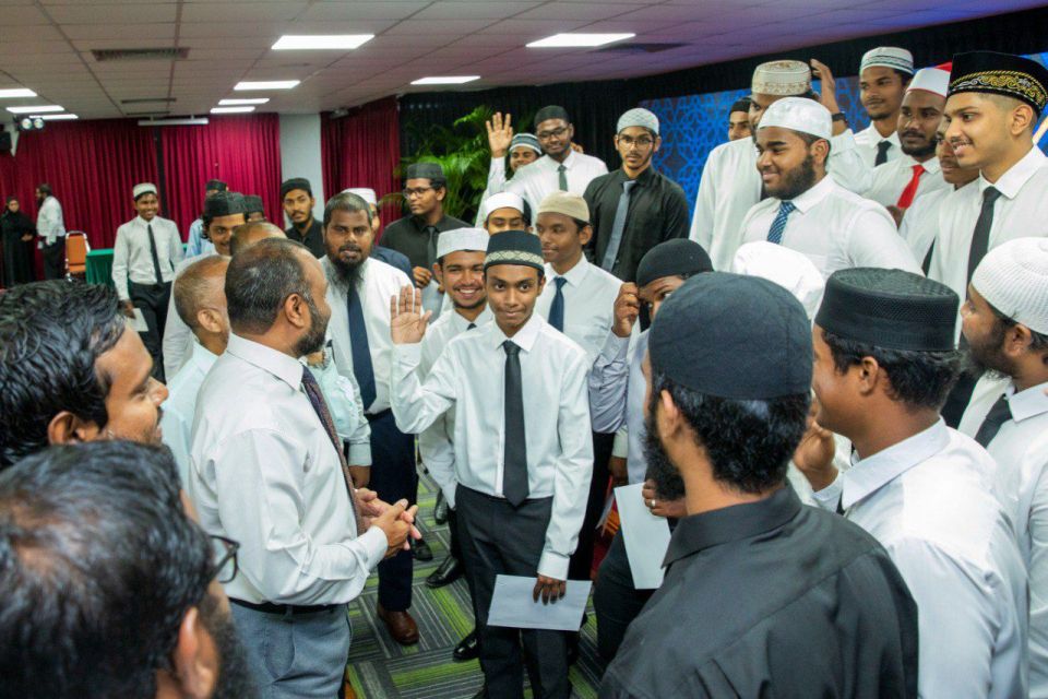 ހަތީބުން ތަމްރީން ކުރުމުގެ ޕްރޮގްރާމުގައި ކައުންސިލަރުންނަށް 50 ފުރުސަތު، ބައިވެރިވާން ހުޅުވާލައިފި