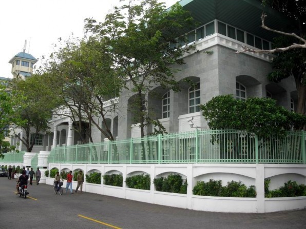 ރާއްޖޭގެ ‏ކަނޑުގެ ސަރަޙައްދު ތަކާއިބެހޭ‏‎ ‎‏ޤާނޫނަށް ގެނެވުނު އިޞްލާޙުތައް، ރައީސުލްޖުމްހޫރިއްޔާ ތަޞްދީޤު ކުރައްވައިފި‏