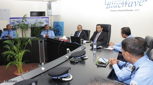 ރައީސް ޔާމީން ފުލުހުންގެ އިސް އޮފިސަރުންނާއި ބައްދަލު ކުރައްވައިފި